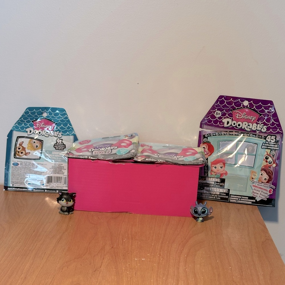 Disney Doorables bundle. Series 5, Series 6, and the Road Trip Series w/ vehicle